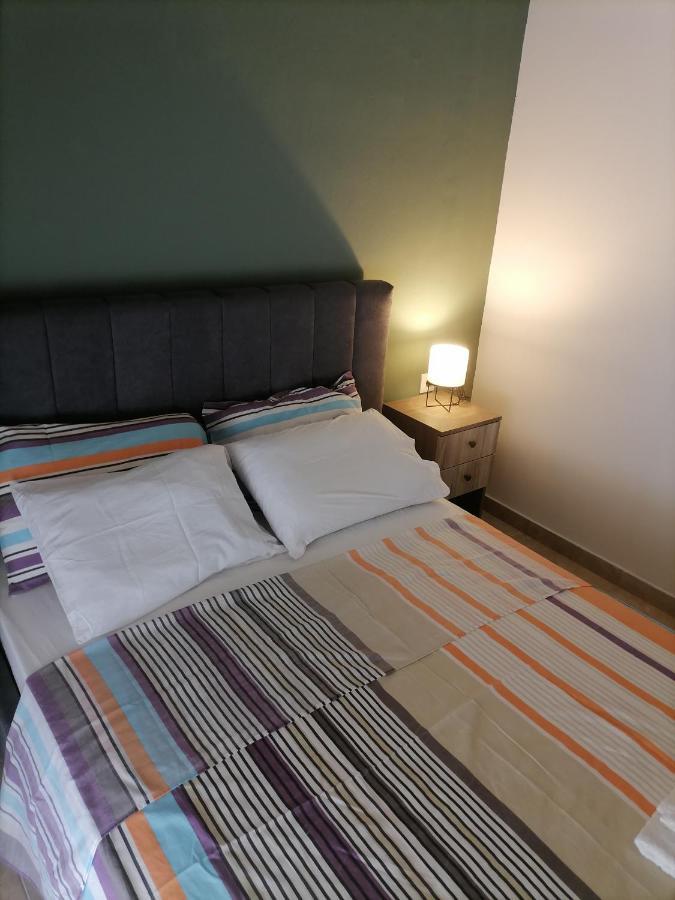 New-B Apartment Ierápetra Buitenkant foto